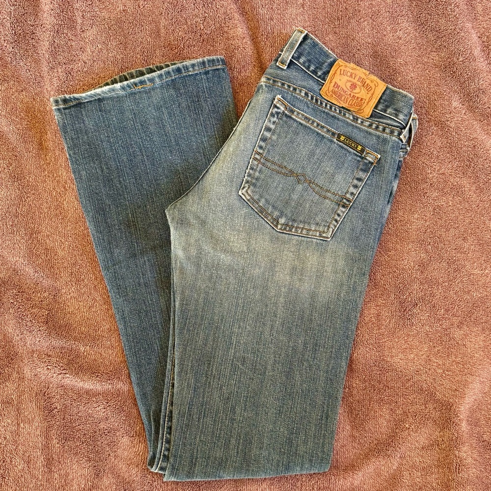Lucky Brand, Boot Cut Low Rise Jeans 4/27